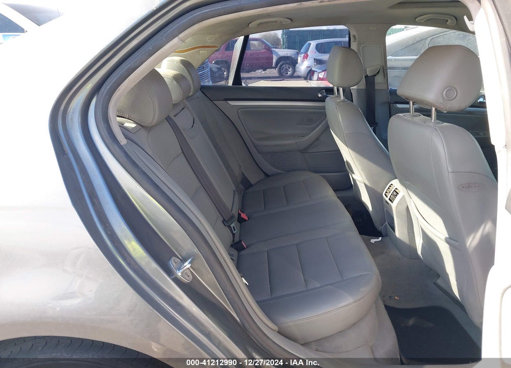 2005 VOLKSWAGEN JETTA 2.5 VIN: 3VWSG71K25M614885