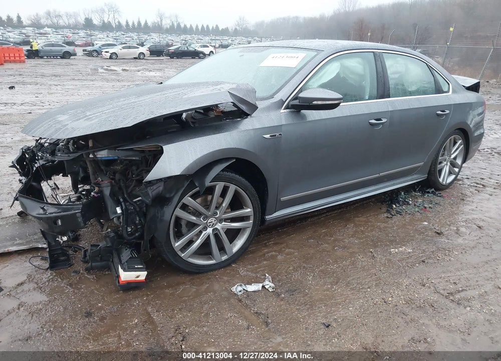 2017 VOLKSWAGEN PASSAT VIN: 1VWDT7A37HC081421
