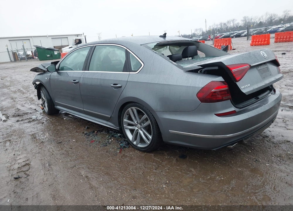 2017 VOLKSWAGEN PASSAT VIN: 1VWDT7A37HC081421