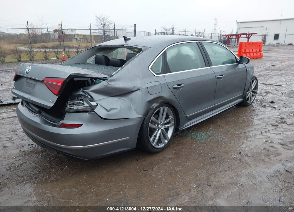 2017 VOLKSWAGEN PASSAT VIN: 1VWDT7A37HC081421