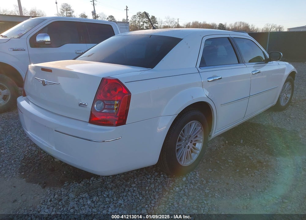 2008 CHRYSLER 300 VIN: 2C3KA53G28H255823