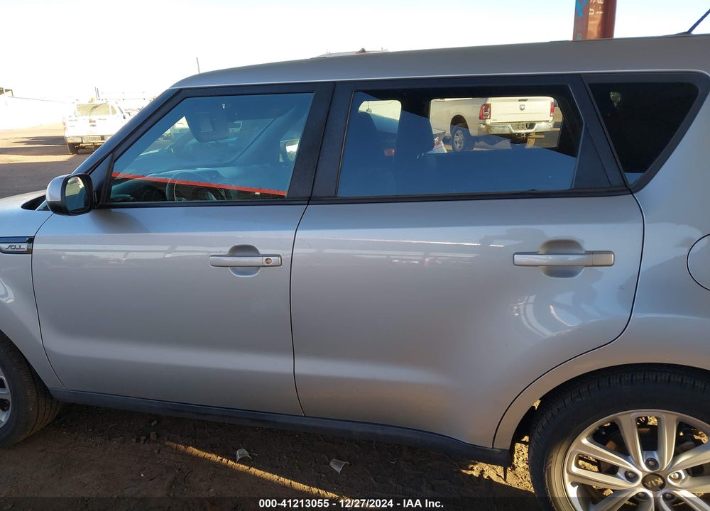 2017 KIA SOUL VIN: KNDJP3A5XH7447417