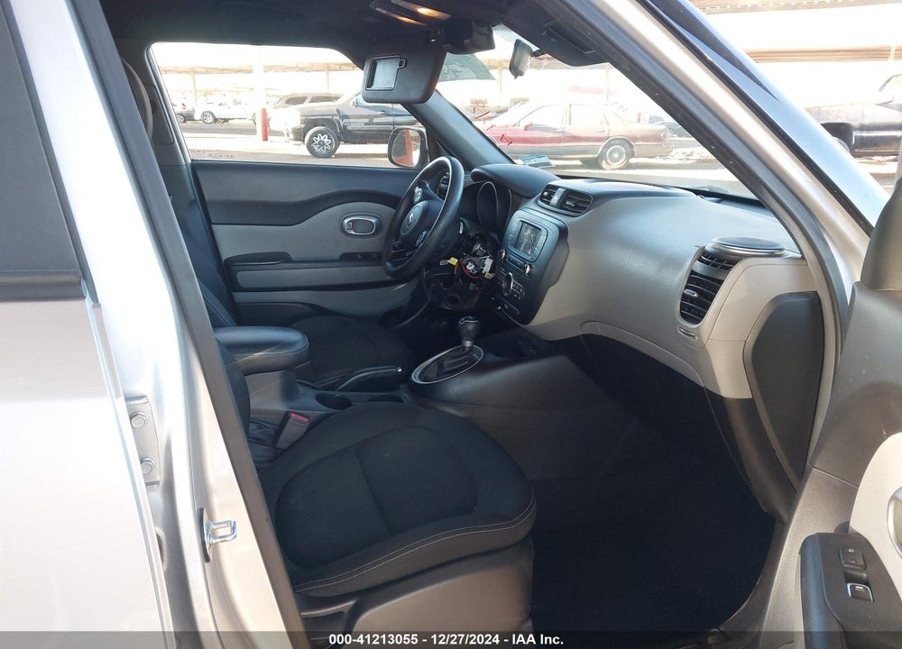 2017 KIA SOUL VIN: KNDJP3A5XH7447417
