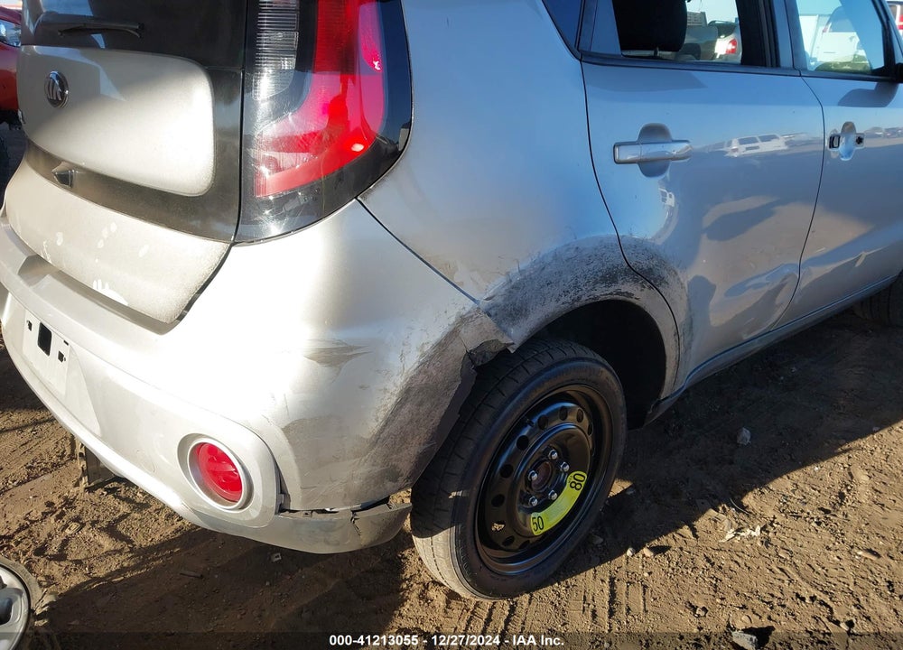 2017 KIA SOUL VIN: KNDJP3A5XH7447417
