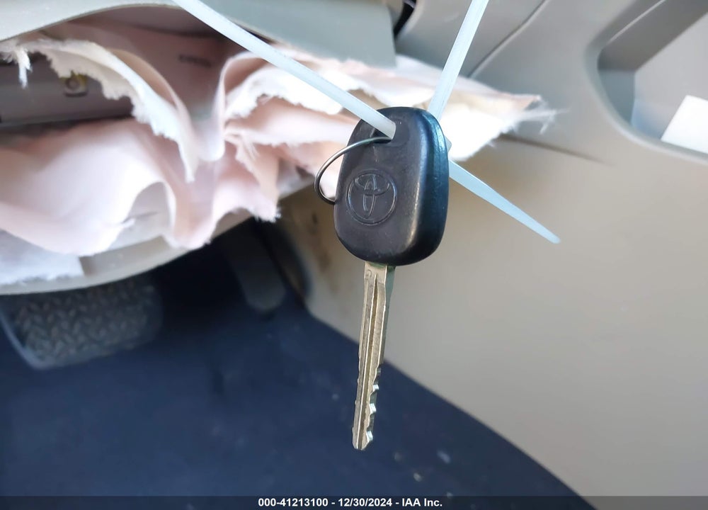 2012 TOYOTA HIGHLANDER SE VIN: 5TDZK3EH4CS052427