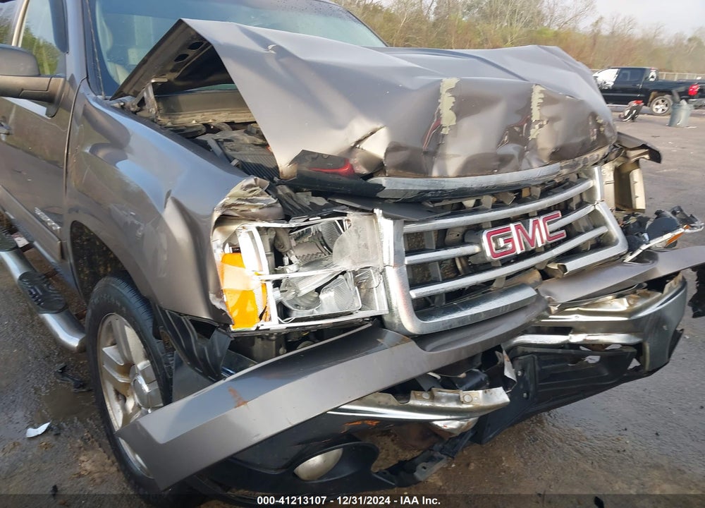 2013 GMC SIERRA 1500 SLE VIN: 3GTP1VE01DG176140