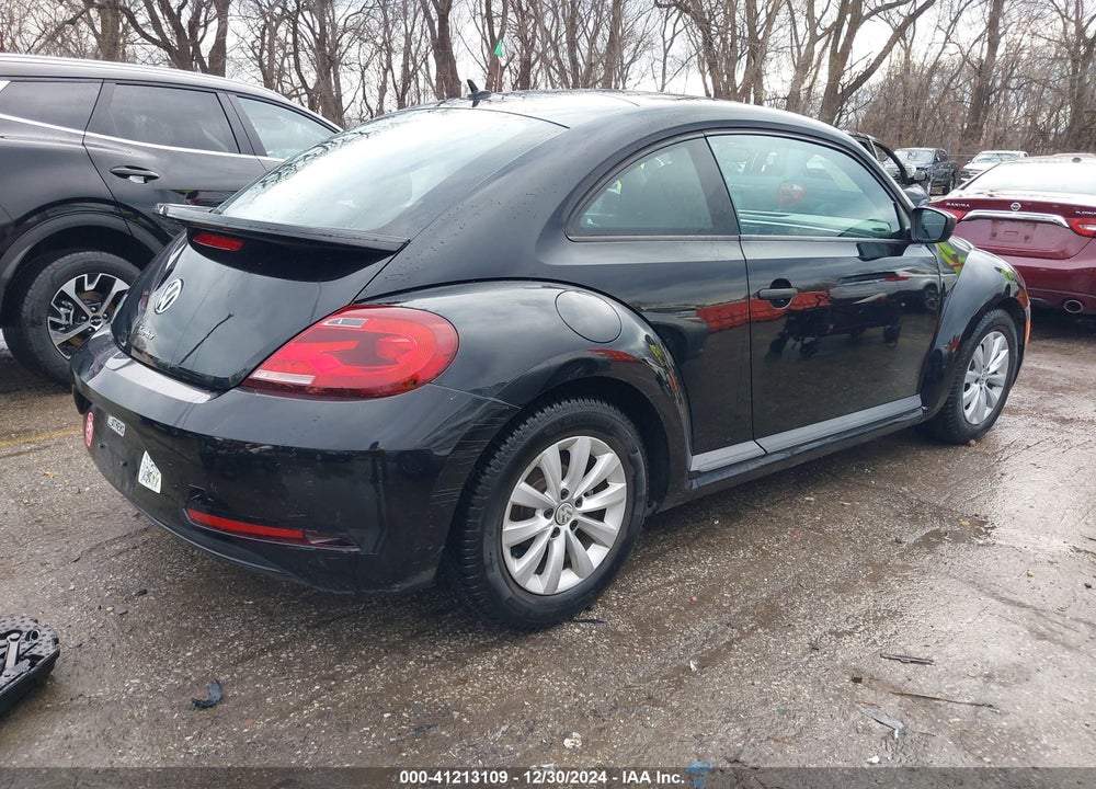 2018 VOLKSWAGEN BEETLE S/COAST VIN: 3VWFD7AT6JM716770