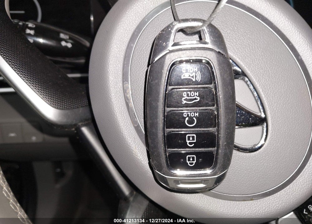 2023 HYUNDAI ELANTRA VIN: KMHLS4AG5PU386293