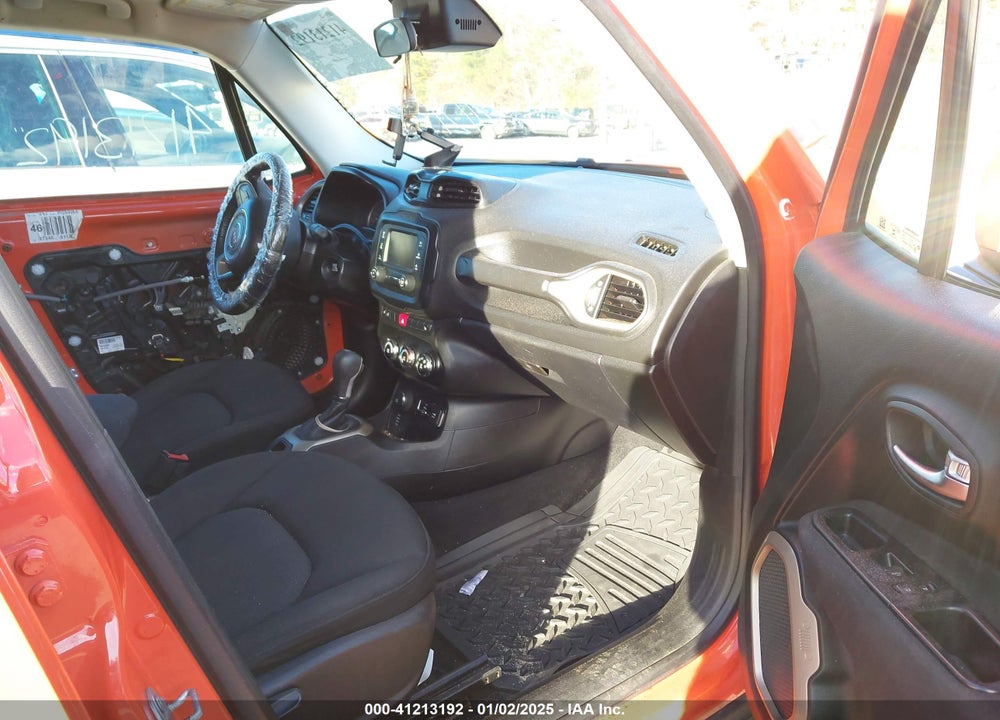 2017 JEEP RENEGADE LATITUDE 4X4 VIN: ZACCJBBB6HPG50266