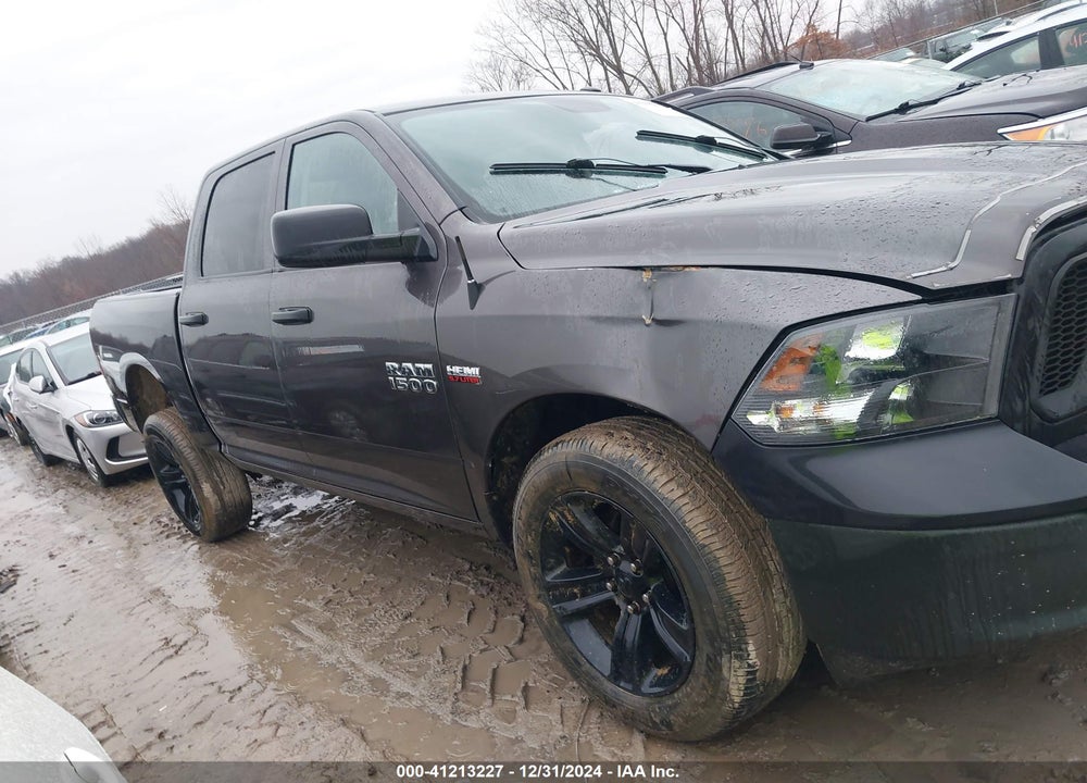 2017 RAM 1500 ST VIN: 3C6RR7KT6HG565588