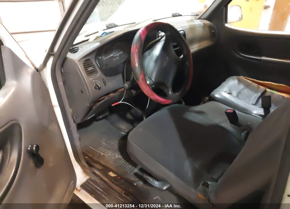 2001 FORD RANGER XL/XLT VIN: 1FTYR10D31PB28582