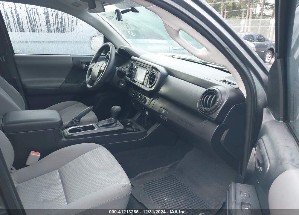 2017 TOYOTA TACOMA SR VIN: 5TFRX5GN0HX102001