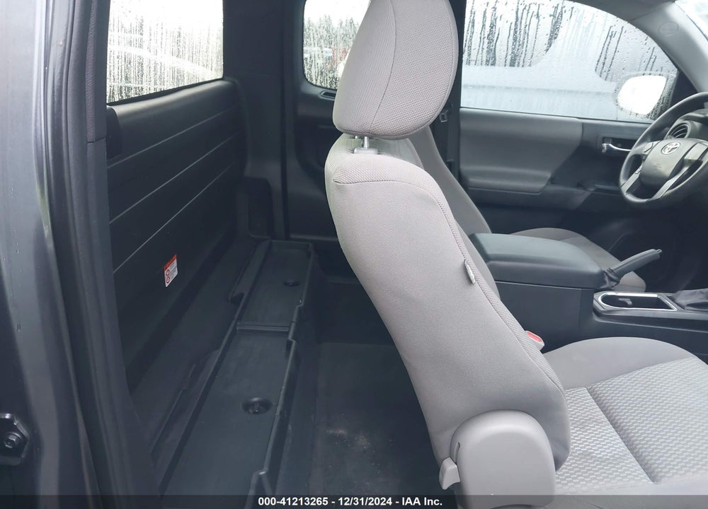 2017 TOYOTA TACOMA SR VIN: 5TFRX5GN0HX102001