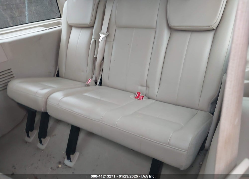 2007 FORD EXPEDITION XLT VIN: 1FMFU15597LA72201