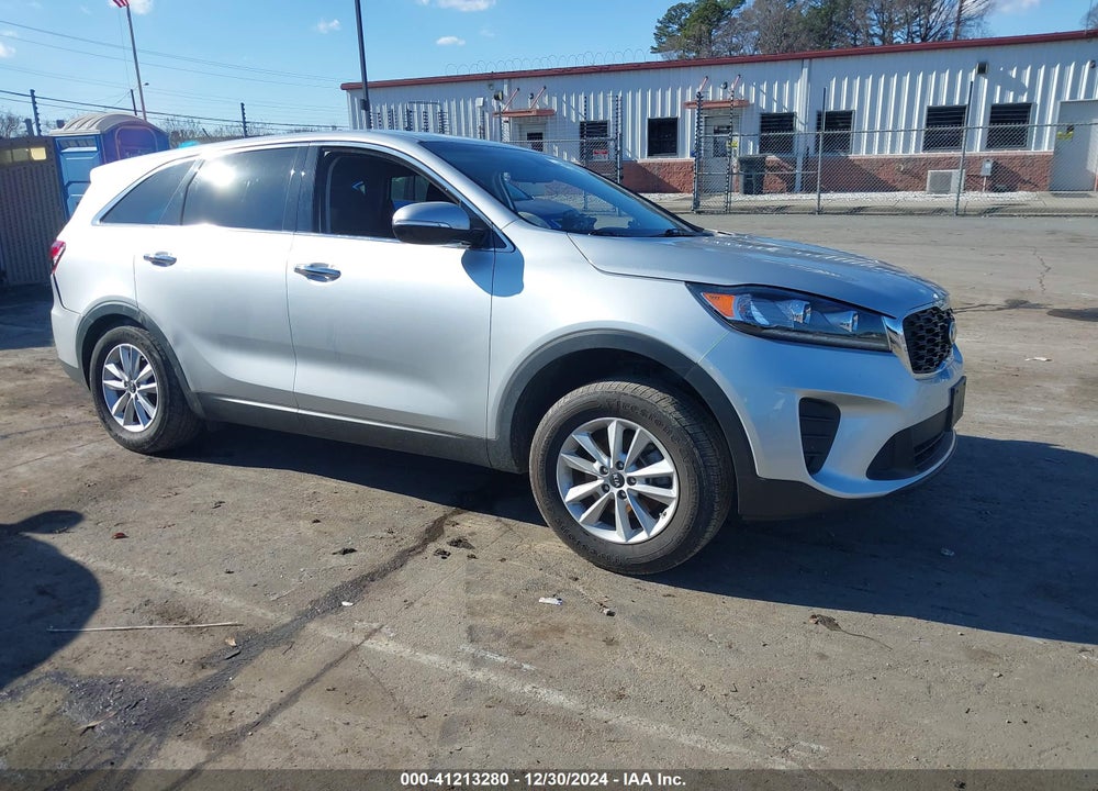 2020 KIA SORENTO L/LX VIN: 5XYPG4A30LG656529