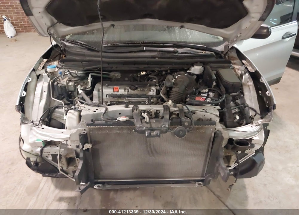 2014 HONDA CR-V LX VIN: 2HKRM4H36EH672317