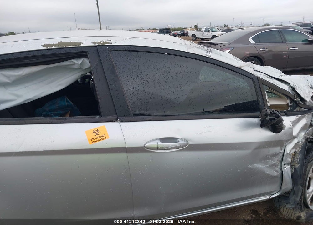 2015 FORD FIESTA VIN: 3FADP4BJ2FM220598
