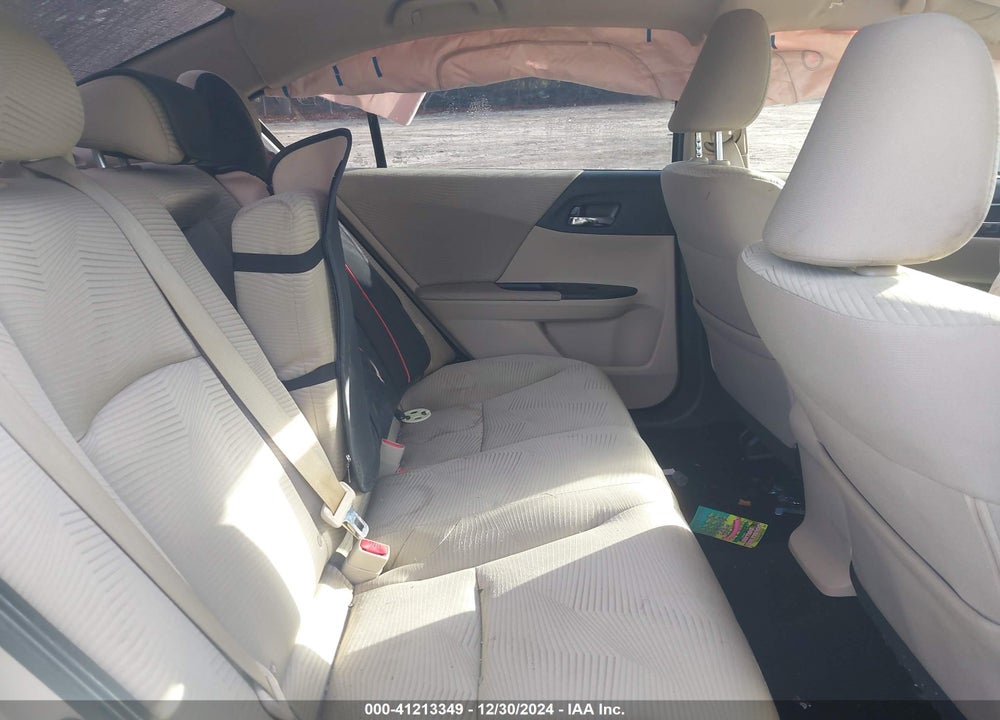 2016 HONDA ACCORD VIN: 1HGCR2F35GA147016
