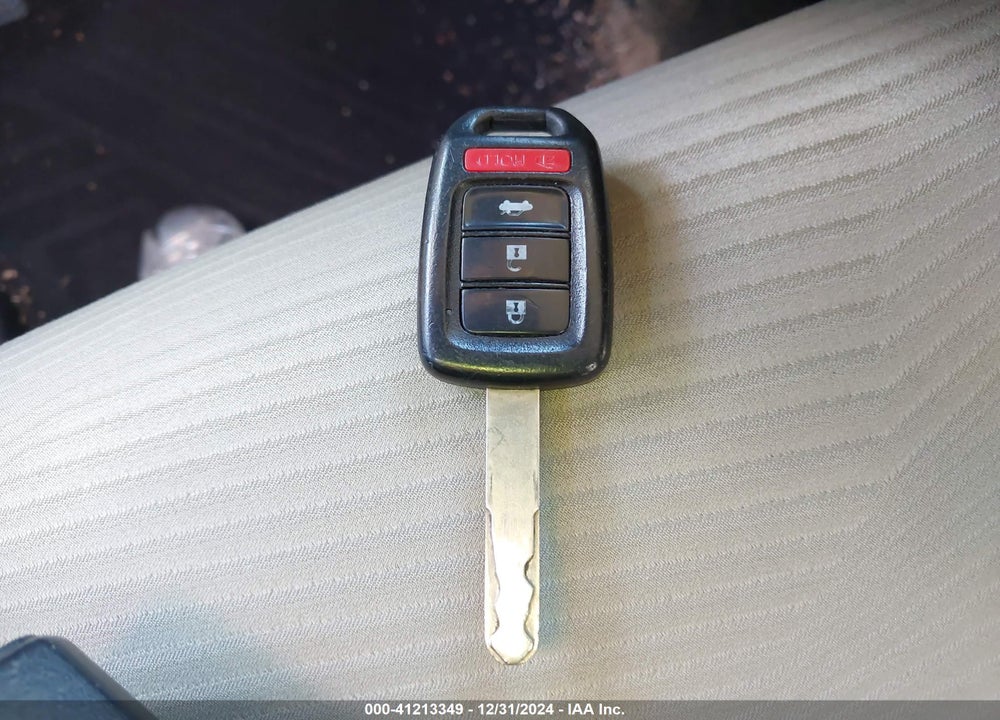 2016 HONDA ACCORD VIN: 1HGCR2F35GA147016