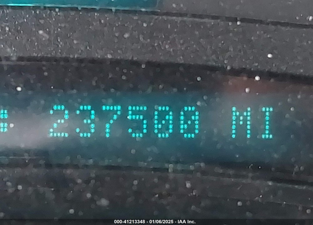 2004 CHEVROLET TAHOE LT VIN: 1GNEC13Z24J281612