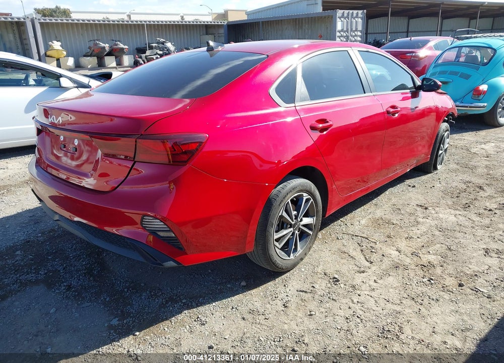 2022 KIA FORTE VIN: 3KPF24AD4NE493967