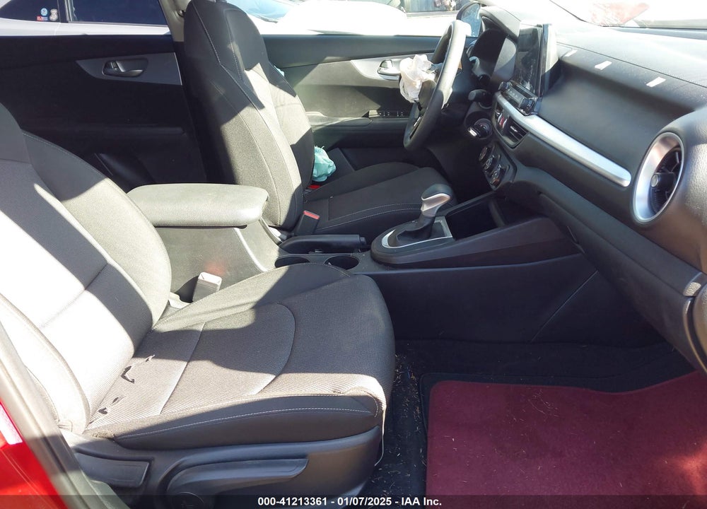 2022 KIA FORTE VIN: 3KPF24AD4NE493967