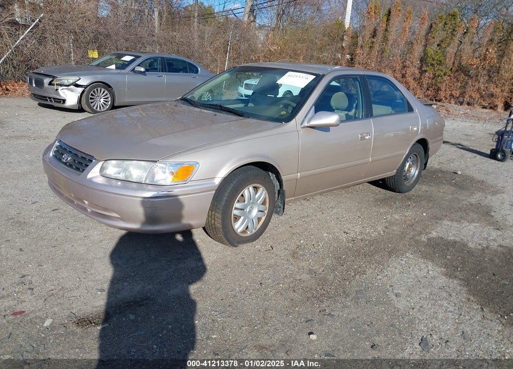 2000 TOYOTA CAMRY LE VIN: JT2BG22K9Y0443301