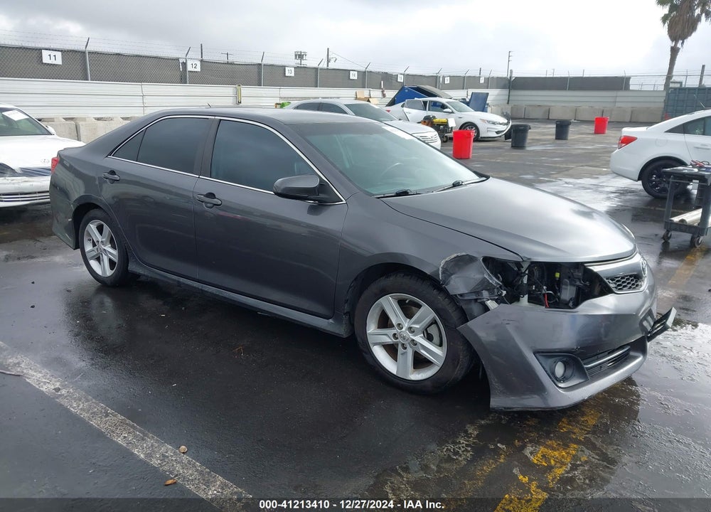 2013 TOYOTA CAMRY SE VIN: 4T1BF1FK2DU236214