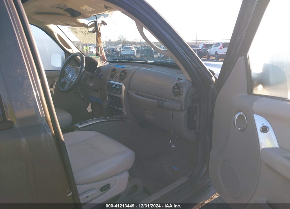 2006 JEEP LIBERTY LIMITED VIN: 1J4GL58K06W233384