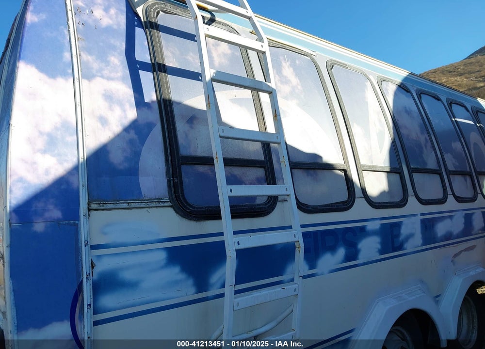 1991 FORD ECONOLINE E350 CUTAWAY VAN VIN: 1FDKE30G8MHB05980