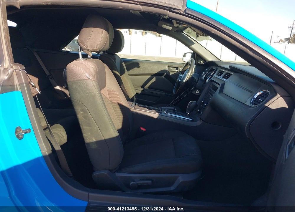 2014 FORD MUSTANG VIN: 1ZVBP8EM8E5205829
