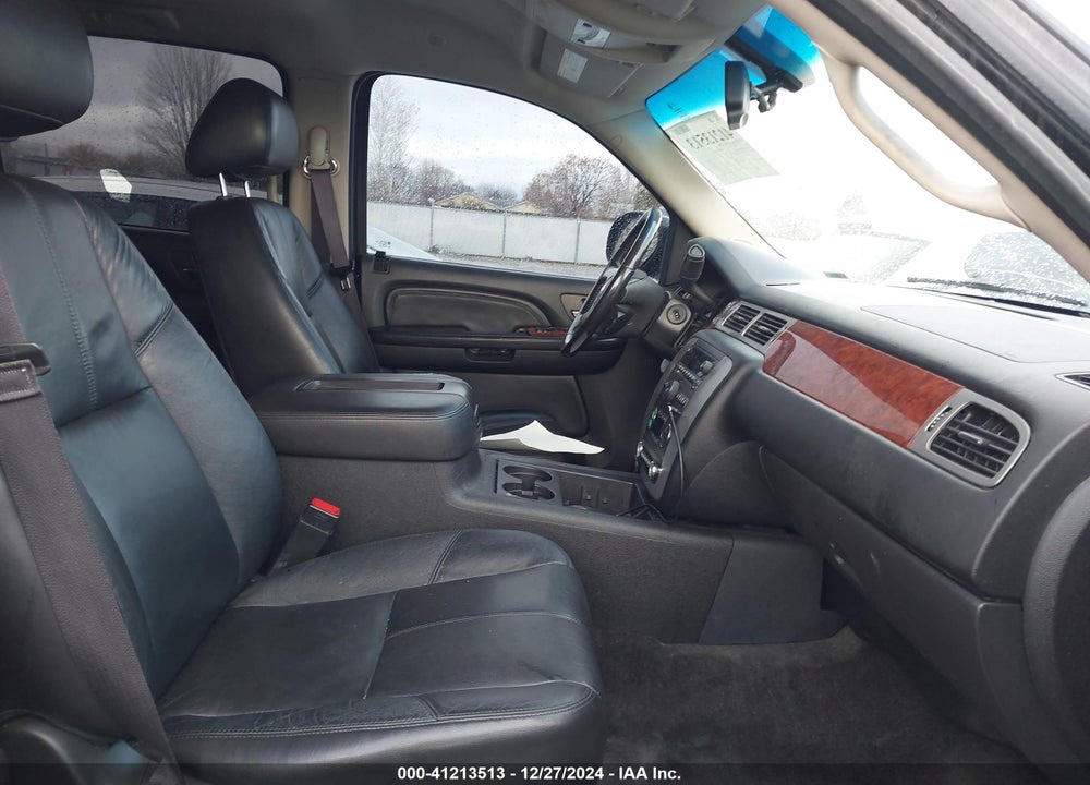 2013 GMC YUKON XL K1500 SLT VIN: 1GKS2KE74DR101116