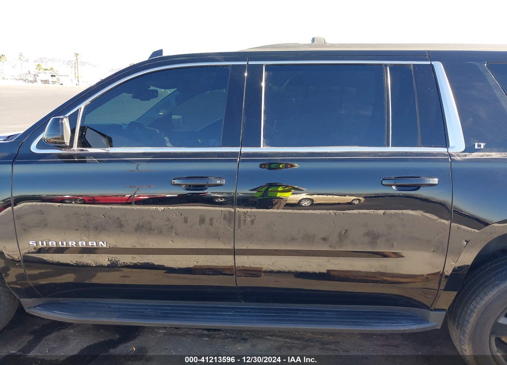 2020 CHEVROLET SUBURBAN 2WD LT VIN: 1GNSCHKC8LR189560