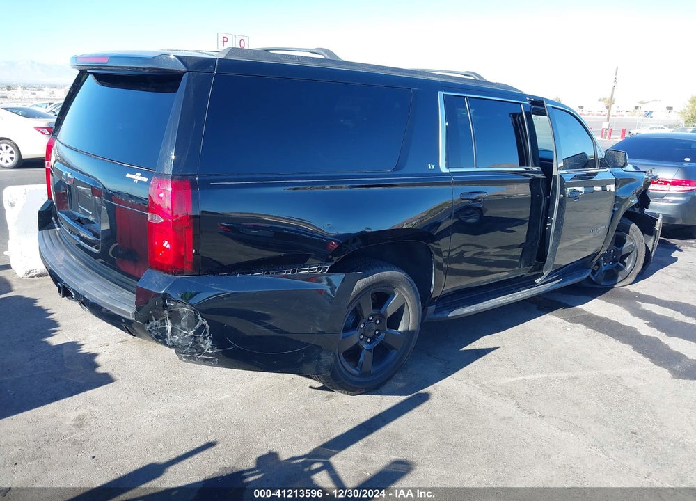 2020 CHEVROLET SUBURBAN 2WD LT VIN: 1GNSCHKC8LR189560