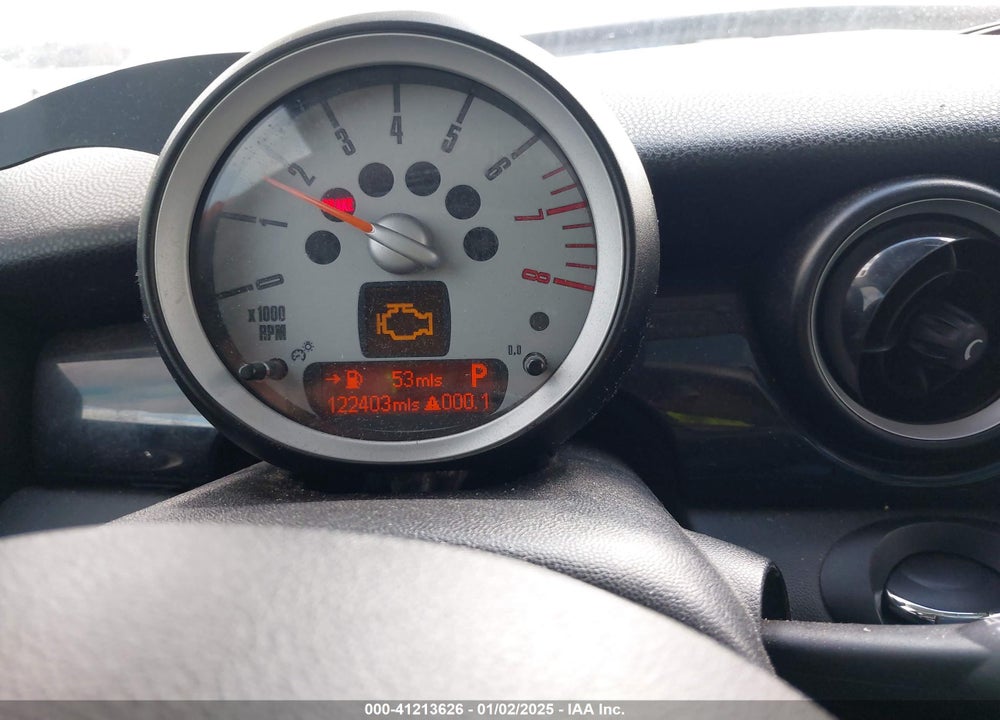 2010 MINI COOPER CLUBMAN VIN: WMWML3C55ATX38343