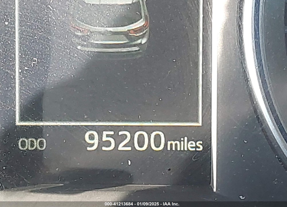 2019 TOYOTA HIGHLANDER SE VIN: 5TDJZRFH8KS932362