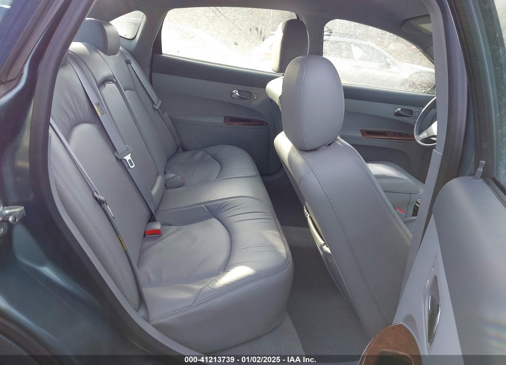 2006 BUICK LACROSSE VIN: 2G4WD582561226660