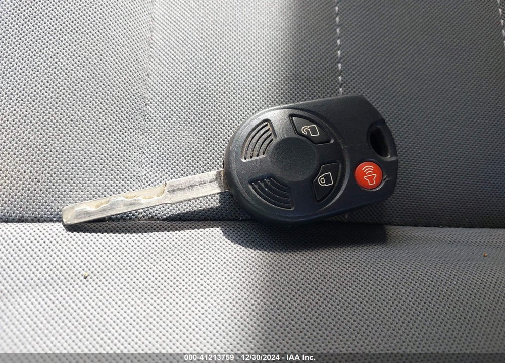 2014 FORD ESCAPE SE VIN: 1FMCU0GX6EUE39431