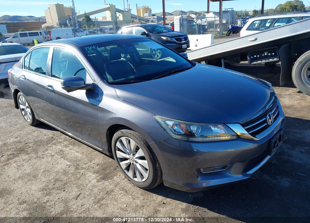 2013 HONDA ACCORD EX-L VIN: 1HGCR2F82DA045745