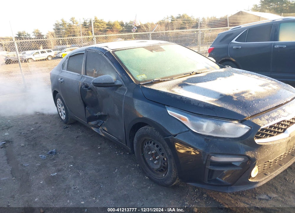 2021 KIA FORTE FE VIN: 3KPF24AD8ME325313