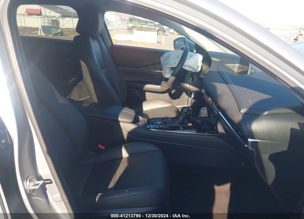 2021 MAZDA CX-30 PREFERRED VIN: 3MVDMBCL8MM301978