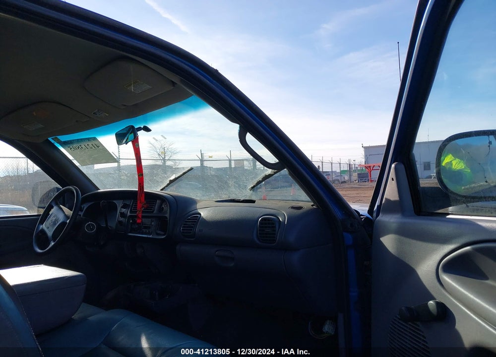 2000 DODGE RAM 1500 ST VIN: 3B7HC13Y3YM210005
