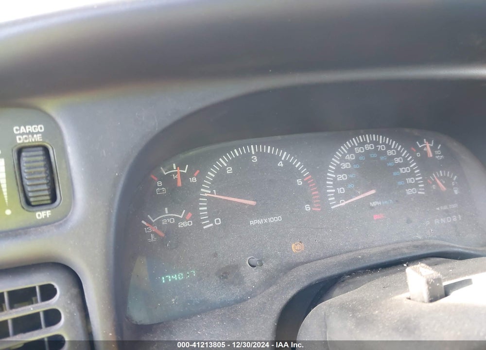 2000 DODGE RAM 1500 ST VIN: 3B7HC13Y3YM210005