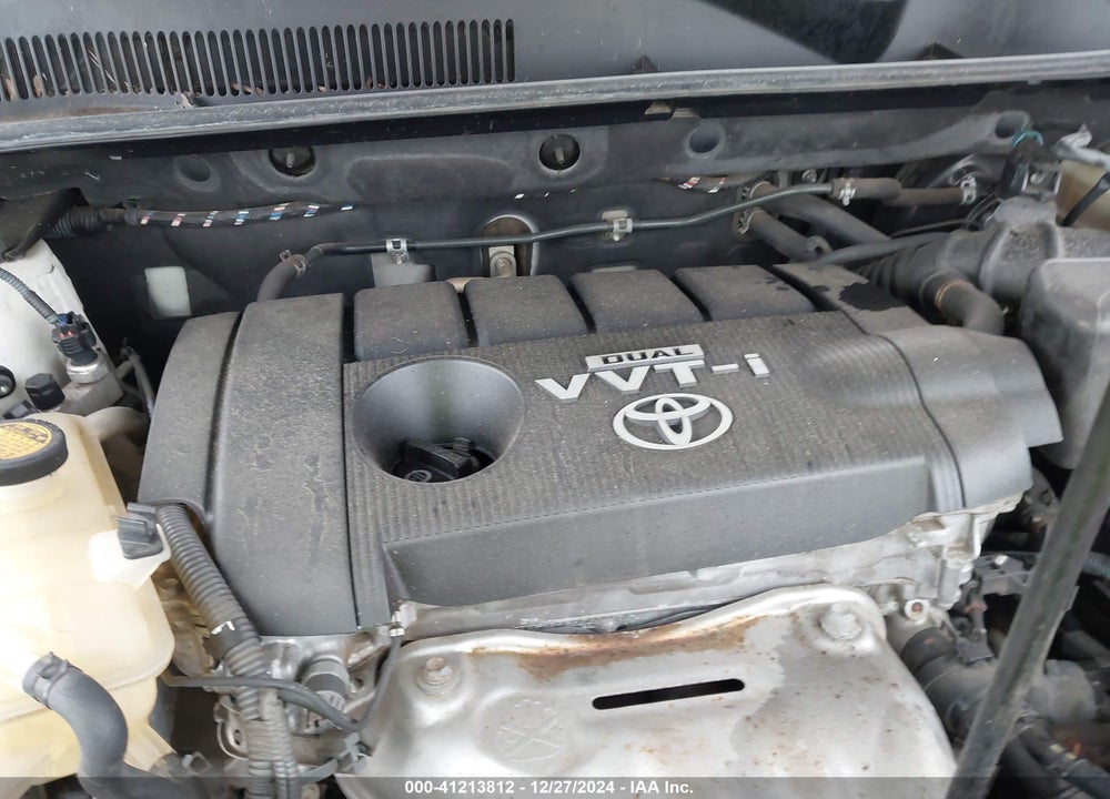 2010 TOYOTA RAV4 VIN: 2T3KF4DV1AW038645