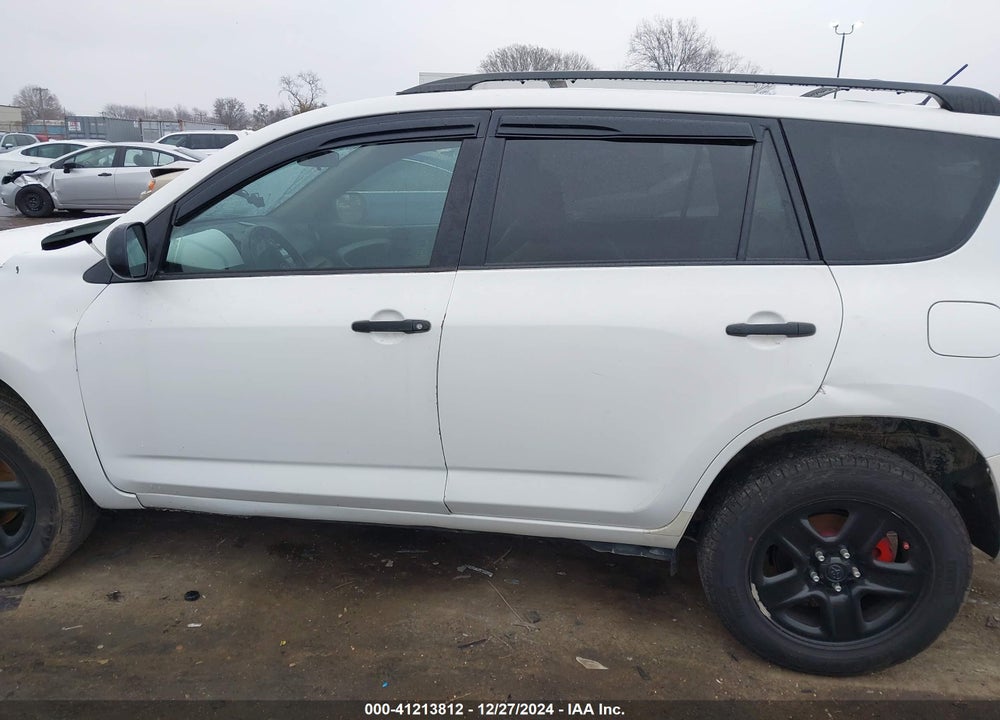 2010 TOYOTA RAV4 VIN: 2T3KF4DV1AW038645