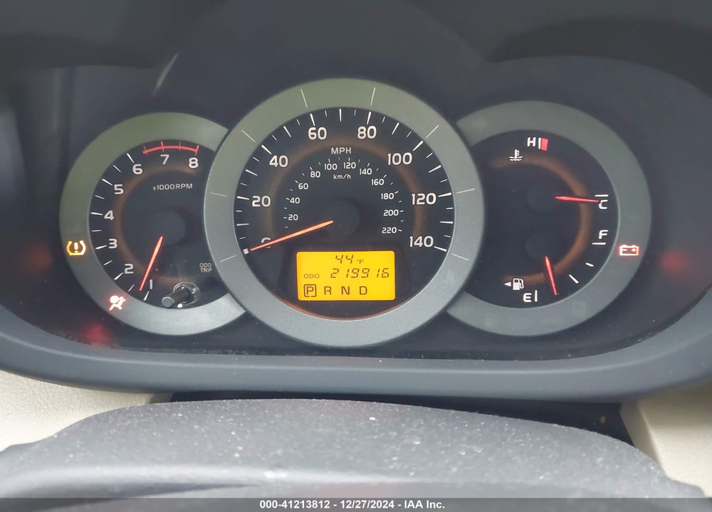 2010 TOYOTA RAV4 VIN: 2T3KF4DV1AW038645