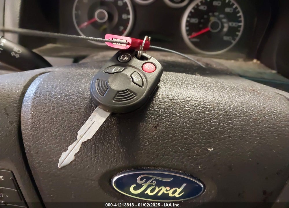 2009 FORD FUSION VIN: 3FAHP07Z09R111458