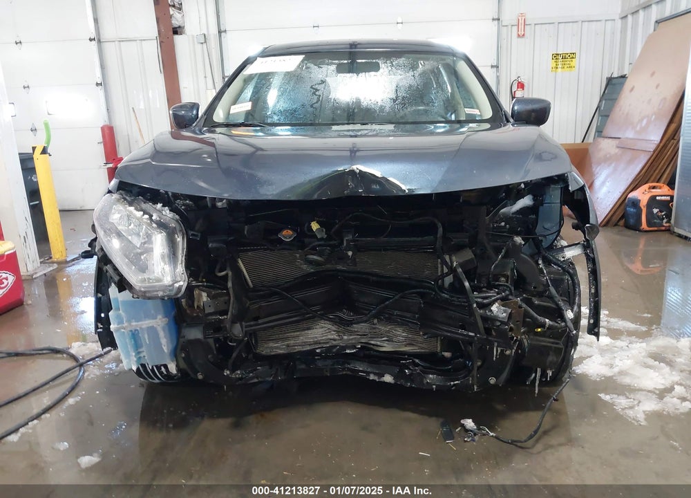 2016 NISSAN ROGUE VIN: JN8AT2MV3GW130136