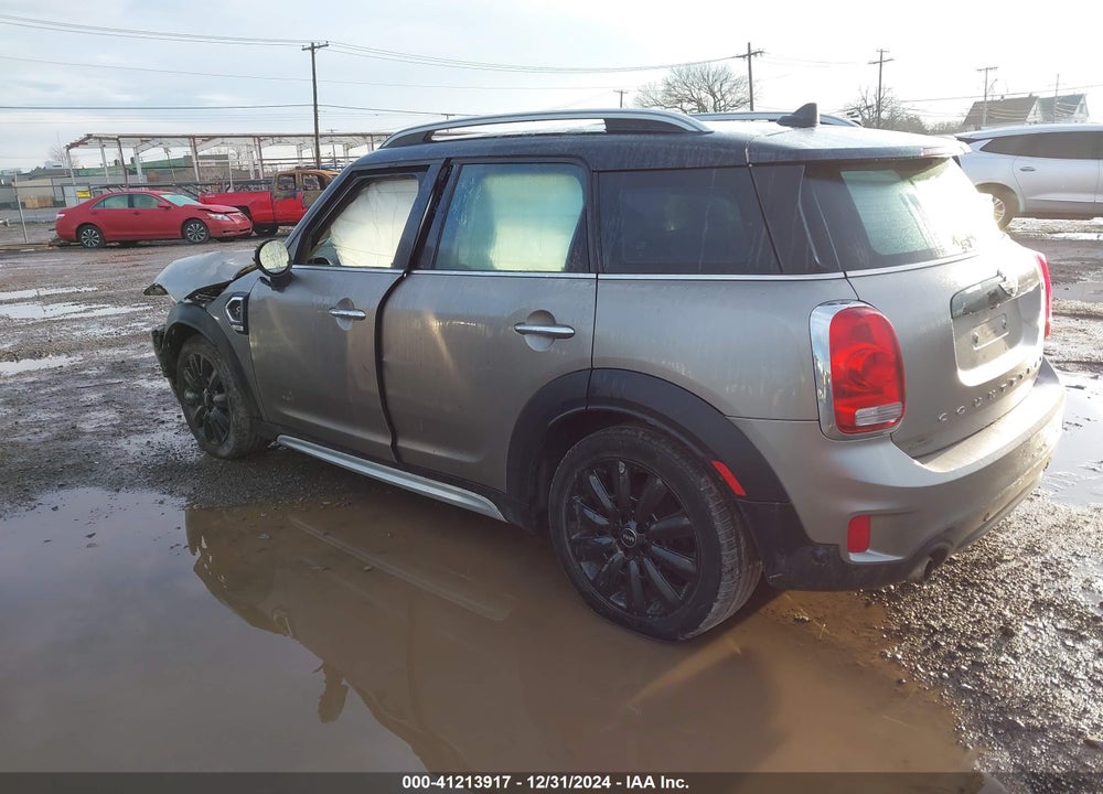 2017 MINI COUNTRYMAN COOPER S VIN: WMZYT5C37H3D80951