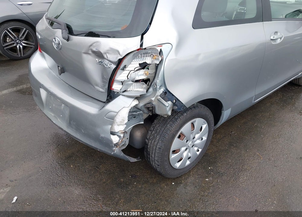 2009 TOYOTA YARIS VIN: JTDJT903795249132